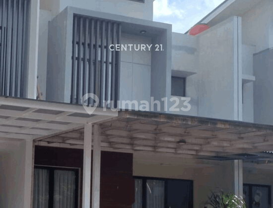 Rumah Minimalis 5 Menit Ke Kuliner JGC Cakung Jakarta Timur