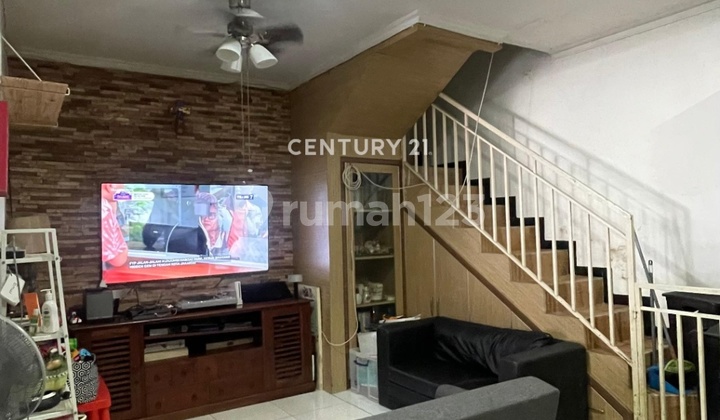 Rumah Minimalis Bergaya Modern Di Metland Menteng Jakarta Timur Rumah Minimalis Bergaya Modern Di Metland Menteng Jakarta Timur