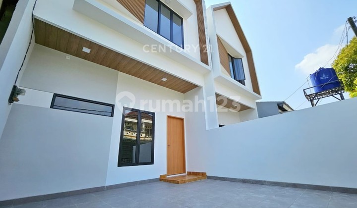 House for Sale in Harapan Indah Bekasi