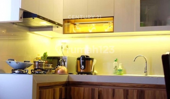 Ready-to-Occupy House in Shinano Cluster Modern Design Premium Location 2