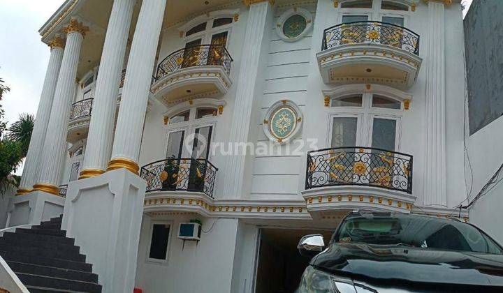 DIJUAL RUMAH  MEWAH TANAH LUAS STRATEGIS DIGAMBIR JAKARTA PUSAT 1