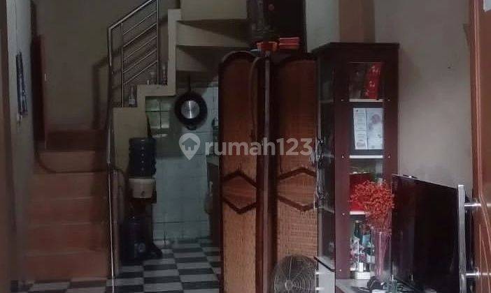 Dijual rumah di perumahan alamanda regency 2