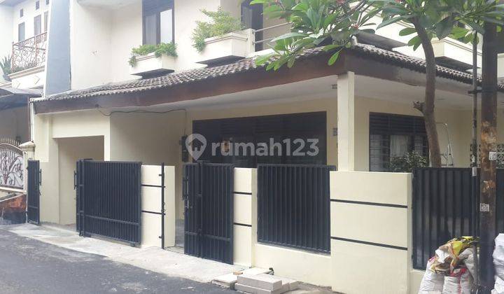 Di Jual Rumah Bagus 2 Lantai di Rawamangun, Jakarta Timur 1