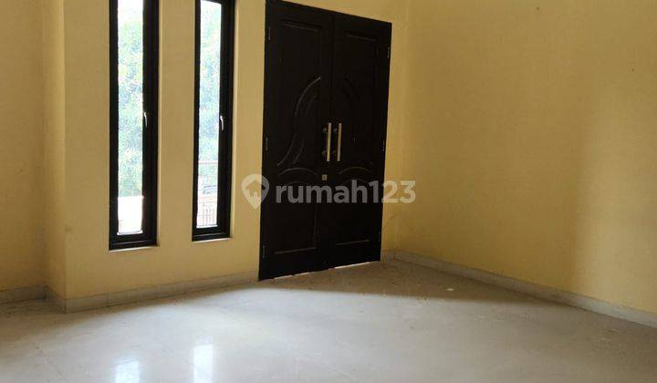 Dijual Rumah Bagus 3.5 Lt di Villa Gading Indah, Kelapa Gading 2