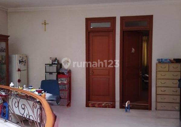 Dijual Cepat Rumah 2 Lt Bagus di Villa Gading Indah,kelapa Gading 2