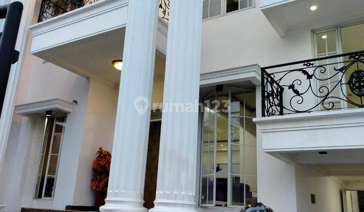 Dijual Cepat Rumah Mewah 2.5 Lt Bagus Dan Rapi di Mediterania Regency, Cikunir 1