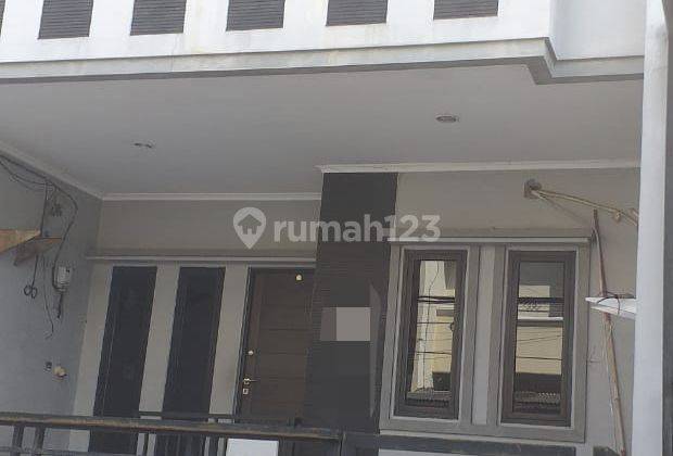 Dijual Rumah 2 Lt Bagus, Terawat Dan Rapi di Kelapa Gading, Jakarta Utara 1