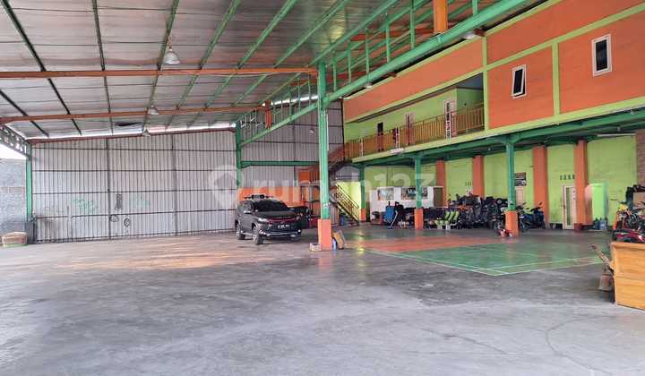 For Sale: Ex-Bus Pool Commercial Space, Well-Maintained and Neat in Cimuning, Mustika Jaya, Bekasi For Sale: Ex-Bus Pool Commercial Space, Well-Maintained and Neat in Cimuning, Mustika Jaya, Bekasi