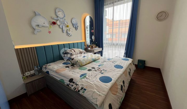 Dijual Rumah Hoek Full Furnish Siap Huni 2