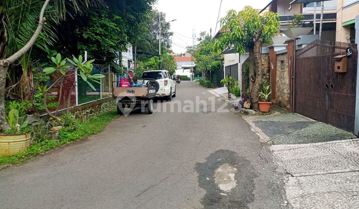 Rumah Dua Lantai Di Jual Melalui Lelang Dan As Is Di Jalan Merak Il Bintaro Jakarta Selatan  2