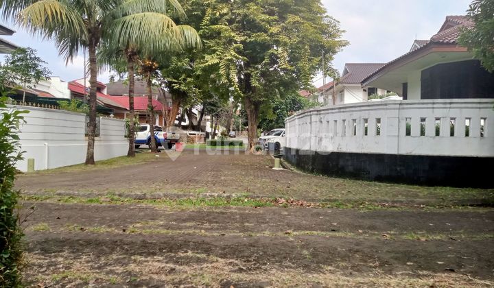 D jual rumah dua lantai melalui lelang dan as is d jalan Garuda 1 bolk d 1 Bintaro Tangerang selatan  2