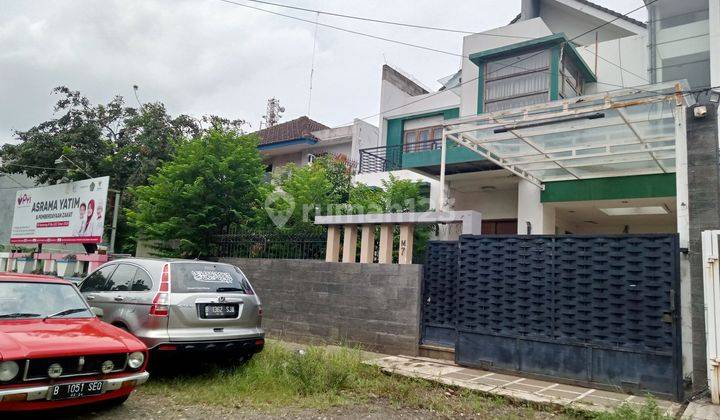 Rumah di jual 2 lantai melalui Lelang As Is di di Jl.setrategi Raya perkavlingan Hankam  blok.M.1 Kel.Joglo 1