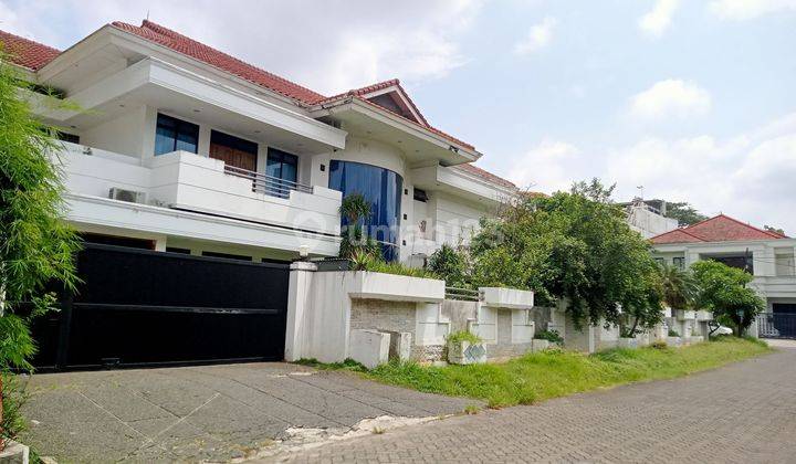 Rumah d jual dua lantai melalui lelang as is d jalan taman Kedoya permai jalan prisma 1 blok b 1 no 1  1