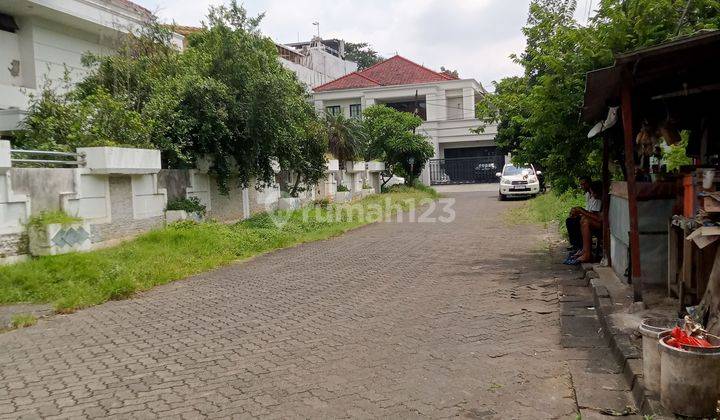 Rumah d jual dua lantai melalui lelang as is d jalan taman Kedoya permai jalan prisma 1 blok b 1 no 1  2