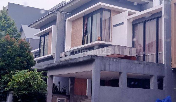 Di jual rumah dua lantai melalui lelang dan as is di perumahan kebayoran sympony Bintaro Tangerang selatan 1