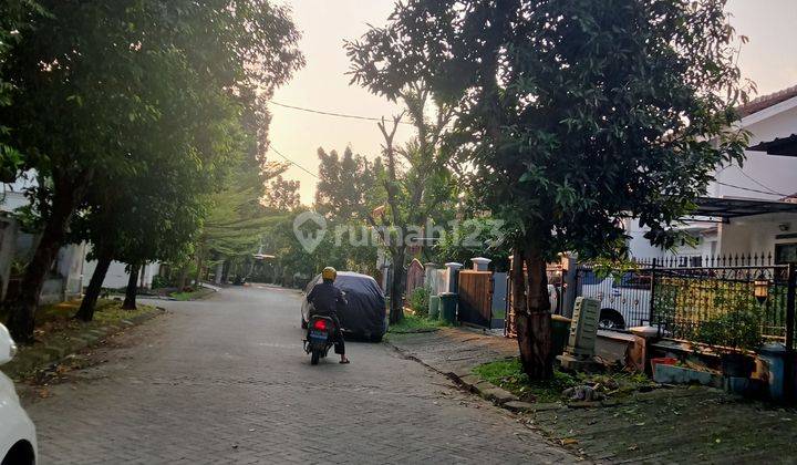 Rumah dua lantai di jual melalui lelang dan as is di Perumahan villa Serpong Kel jalupang jalan puri Moro blok d 1 Tangerang selatan Banten  2