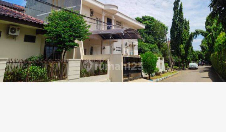 Rumah dua lantai di jual melalui lelang dan as is di Perumahan villa melati mas jalan Nusa indah v blok n 5 Kel jalupang Serpong Tangerang selatan Banten .. 2