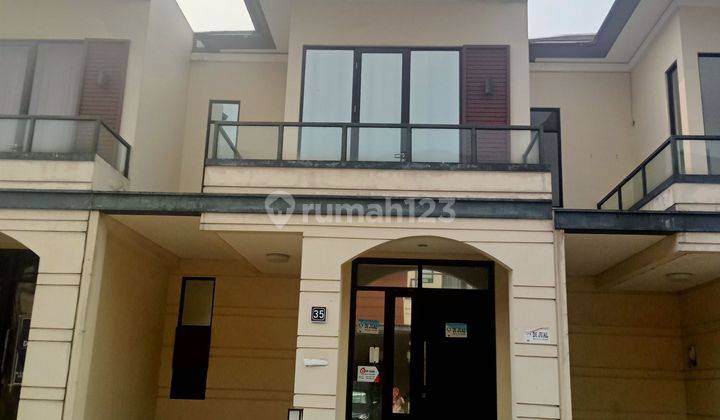 Rumah dua lantai di jual melalui lelang dan as is di Perumahan lavon cluster allura jalan allura 5 blok D 1 Kel Wanakerta Sindang jaya Tangerang Banten  2