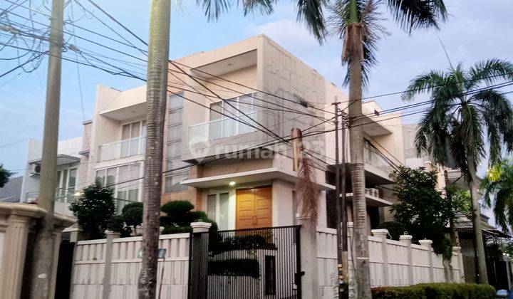 Rumah dua lantai di jual melalui lelang dan as is di Komplek citra Garden V blok b 3 no 15 a kel  Kamal Jakarta barat DKI jakarta  2