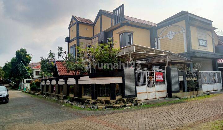 Rumah dua lantai di jual melalui lelang dan as is di Palem hijau VI no 1 desa bencongan  kelapa dua Tangerang Banten  1