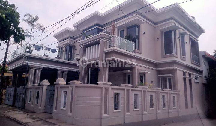 Rumah dua lantai di jual lelang dan as is di Perumahan pondok makmur jalan subur 8 blok b 8 no 1 Kel gebang raya Tangerang Banten . 1