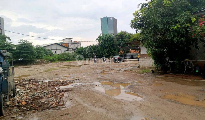 Di Jual Tanah Melalui Lelang Dan As Is di Jl. Gatot Subroto, Kuningan Bar., Kec. Mampang Prpt., Kota Jakarta Selatan, Daerah Khusus Ibukota Jakarta, Kuningan