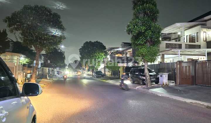 Rumah Dua Lantai di Jual Melalui Lelang dan As Is di Cluster Grassia Perumahan Banjar Wijaya, Perumahan Banjar Wijaya Cluster Grassia Blok B40 No.24, Cipete, Pinang, Kota Tangerang, Banten, Indonesia, 15142, Banjar Wijaya 2