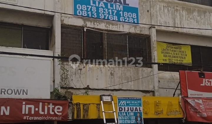 Dijual ruko roxy tempat strategis hadap selatan