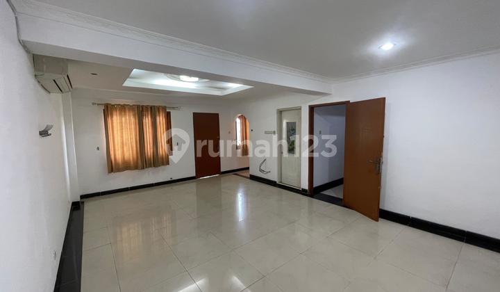 Town House Mewah daerah rajawali siap huni