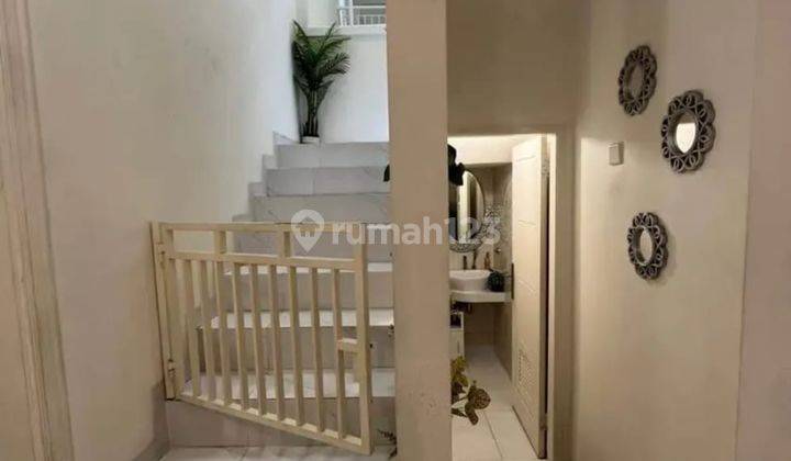 Rumah Cantik Siap Huni Semi Furnished SHM di De Sanctuary, Bekasi 2