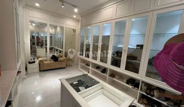 Rumah Cantik Siap Huni Semi Furnished SHM di De Sanctuary, Bekasi 1