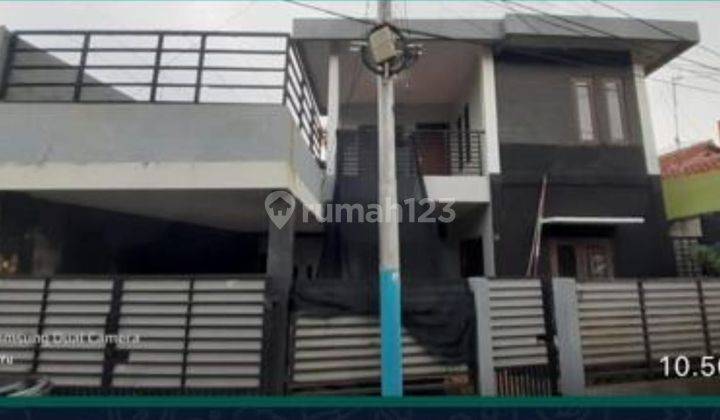 Rumah 2 Lantai Dekat Masjid SHM di Rawamangun, Jakarta Timur 1