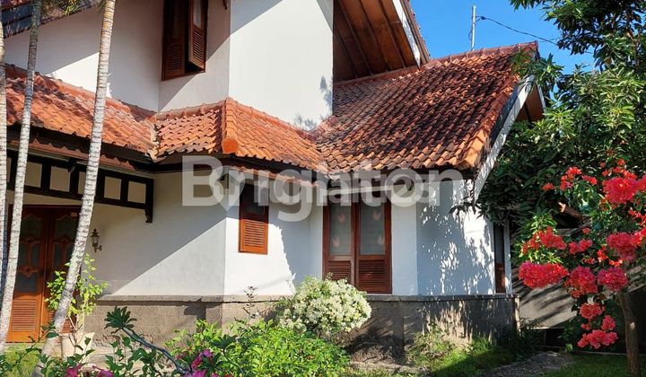 RUMAH STYLE VILLA DI DENPASAR SELATAN RUMAH STYLE VILLA DI DENPASAR SELATAN