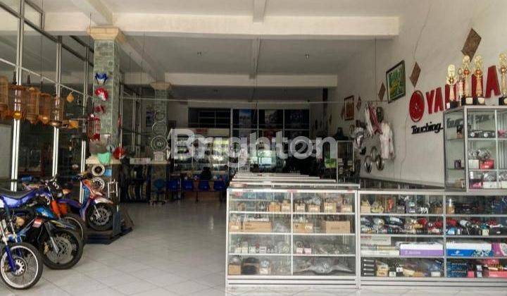 LARGE 3 FLOOR SHOP ON MAIN ROAD SINGARAJA 2