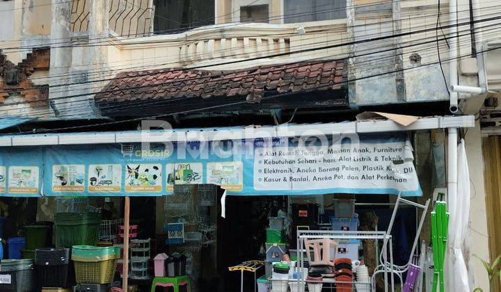 2 STORY SHOPHOUSE ON KEMANG KERTAS STREET, EAST DENPASAR 1