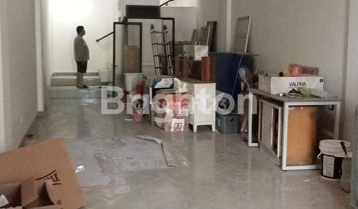 RUKO PINGGIR JALAN 3,5 LANTAI AREA SANUR 1