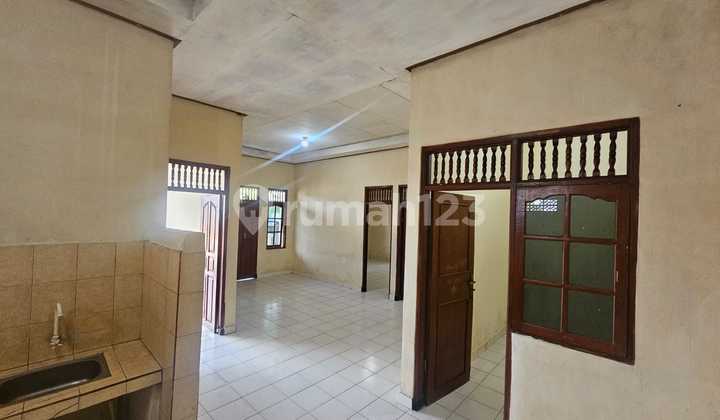 1-Story Spacious House, 3 Bedrooms in South Denpasar Area 2