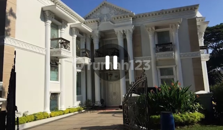 Dijual Rumah Super Mewah Model Classic Italy Hoek Cluster Taman Golf Lippo Karawaci Fully Furnish 7 Kamar Tidur 22M Nego