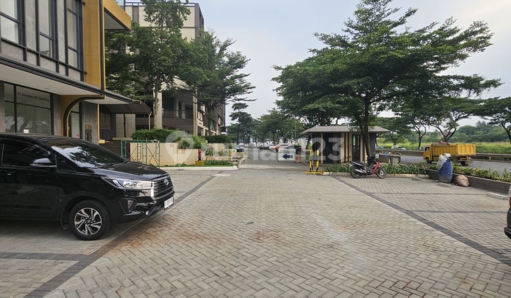 Disewakan Ruko Iconix Studio Loft Bsd City! Inc Lift 420jt Nego