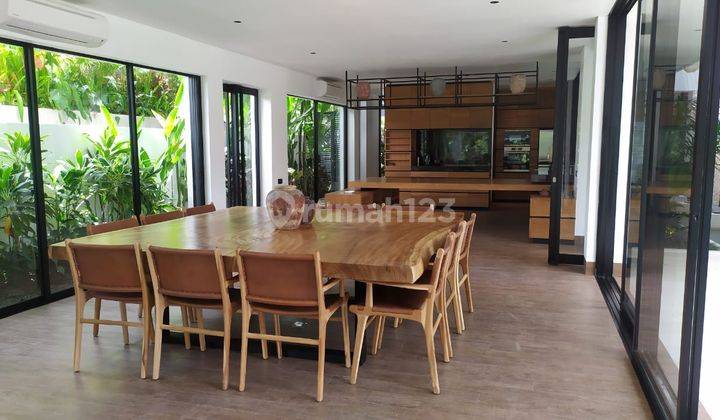 Villa Cantik Modern Dan Elegant di Canggu Bali 2