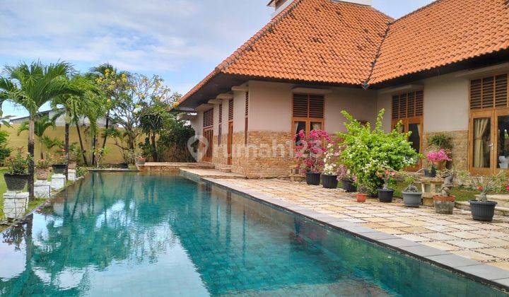 Beautiful and Luxurious Villa House in Sanur Bali 2