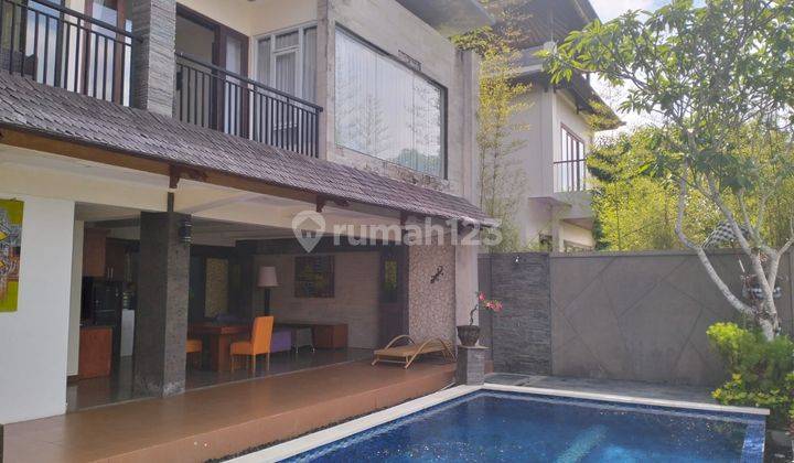 Rumah Villa Cantik Mewah di Jimbaran Bali 1