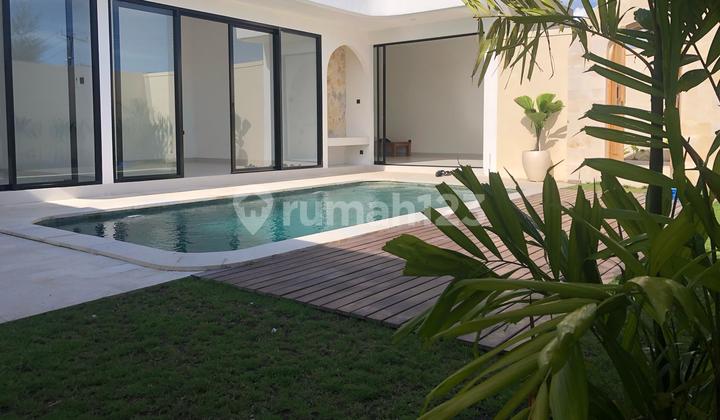 Villa Baru Cantik Siap Pakai di Pererenan Badung Villa Baru Cantik Siap Pakai di Pererenan Badung