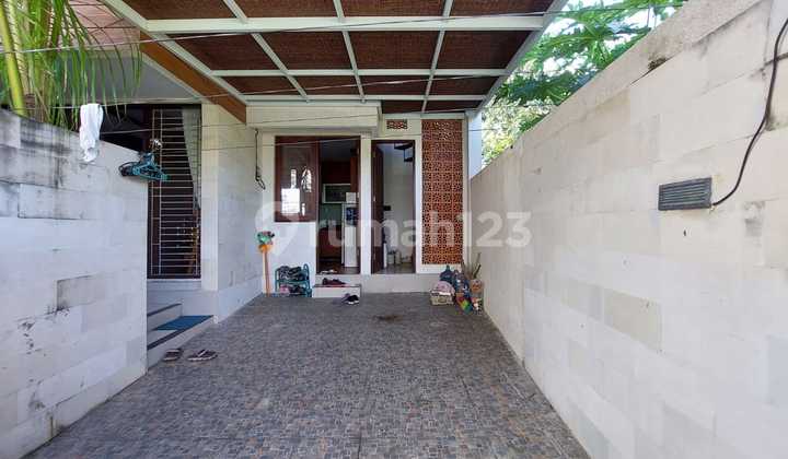 Spacious Comfortable Strategic House in Jimbaran Badung Bali
