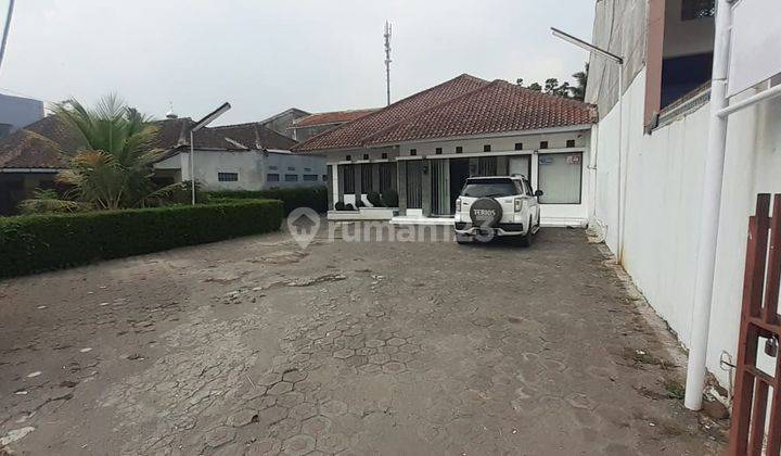 Dijual Ruang Usaha Ex Apotek Dan Klinik di Mainroad Laswi 2