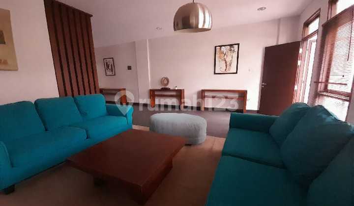 For Sale Beautiful Spacious Ready-to-Live Fully Furnished 3-Story House in Setraduta