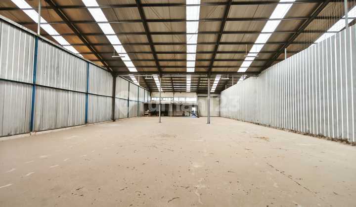 Gudang Bersama Gudang Bersih Luas 2 Gudang yaitu Gudang B (Nego)dan C (380 Jt/tahun Nego)  di Katapang Gandasoli