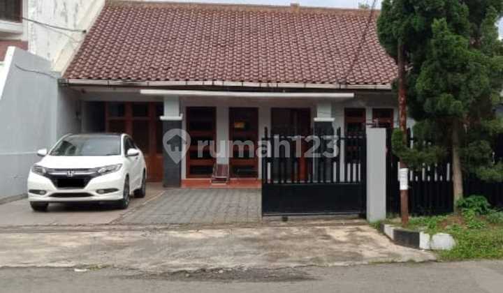 Dijual Rumah Bagus Luas Lux Siap Huni Lokasi Sangat Strategis di Tengah Kota Dekat Trans Studio Mall di Turangga