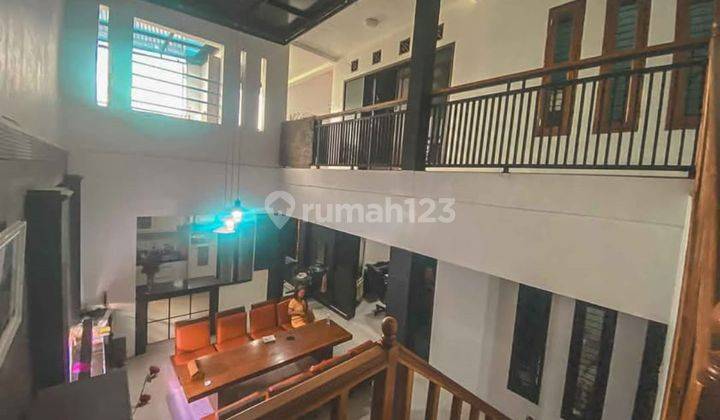 Dijual Cepat Murah Rumah 3 Lantai Furnish di Baros Cimahi Tengah 1