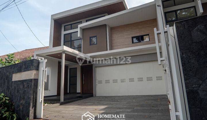 Dijual Rumah Rendeng Kembar Modern Lux Tengah Kota di Lengkong 1